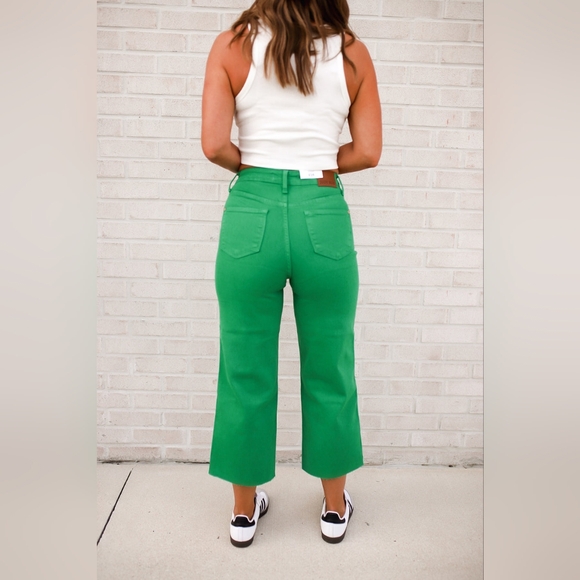 Judy Blue Kelly Green High-Rise Wide Leg Crop Jeans, Size 5/27, NWT - Picture 4 of 9